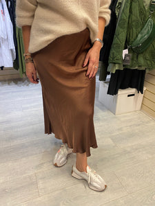 Sophie Satin skirt(more colours)