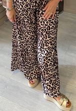 Load image into Gallery viewer, Leonie palazzo trousers
