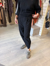 Load image into Gallery viewer, TULIP STRETCH COCOON PANTS - 3 Colours
