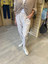 Load image into Gallery viewer, SPRING BARREL PANT -3 COLOURS
