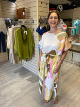 Load image into Gallery viewer, BLOSSOM BELT TIE DRESS
