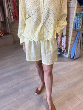 Load image into Gallery viewer, LINEN SHORTS  - 3 COLOURS

