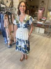 Load image into Gallery viewer, BARBECUE MIDI DRESS- 4 COLOURS
