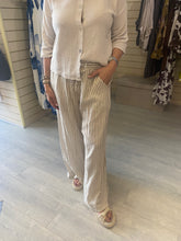 Load image into Gallery viewer, Andy Wide Leg Pants
