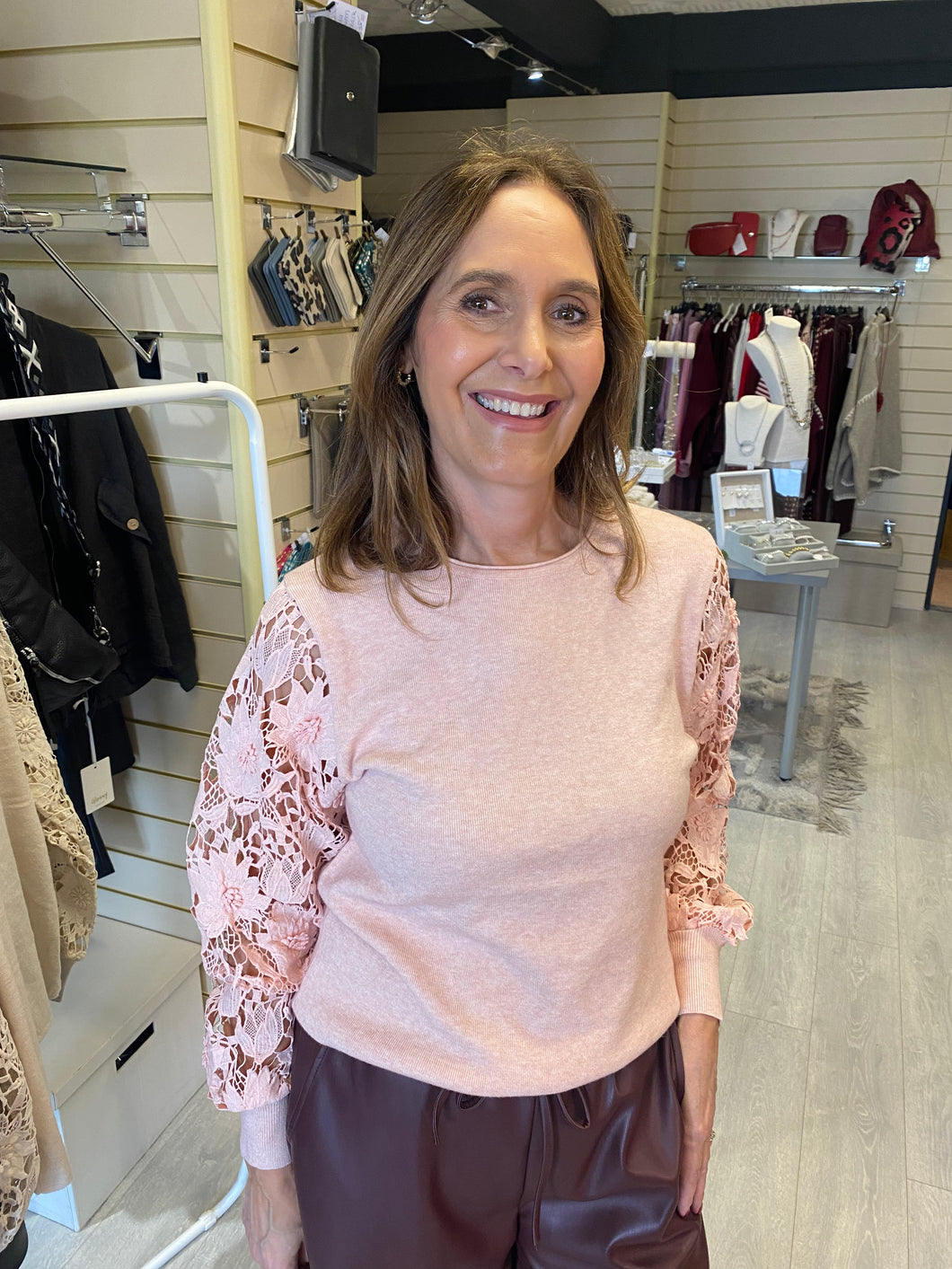 Lacey crochet sleeve knit -pink