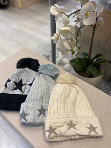 STAR bobble hat